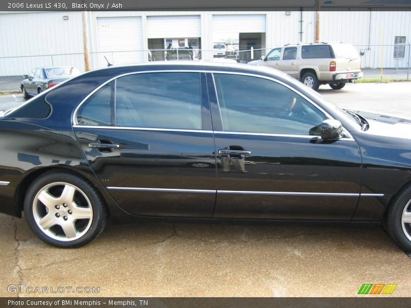 Black Onyx / Ash 2006 Lexus LS 430