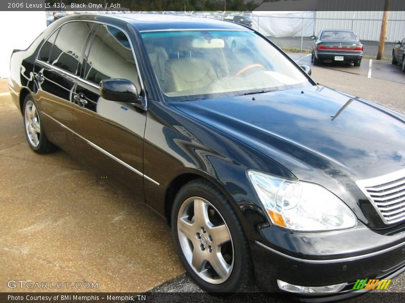 Black Onyx / Ash 2006 Lexus LS 430