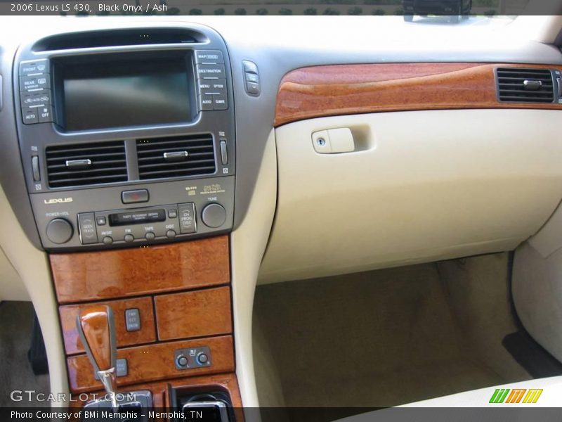 Black Onyx / Ash 2006 Lexus LS 430