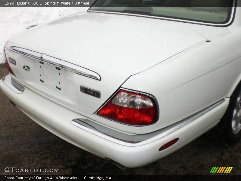 Spindrift White / Oatmeal 1998 Jaguar XJ XJ8 L