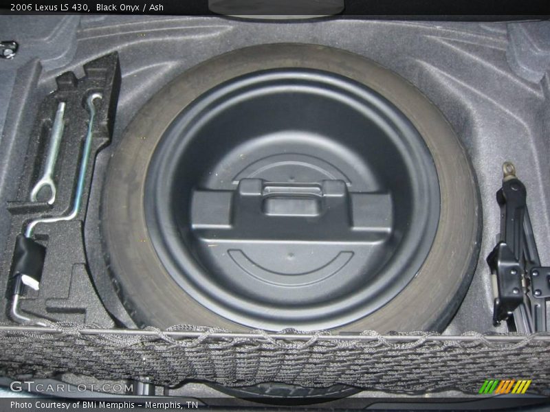 Black Onyx / Ash 2006 Lexus LS 430