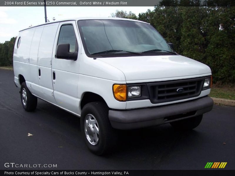 Oxford White / Medium Flint 2004 Ford E Series Van E250 Commercial