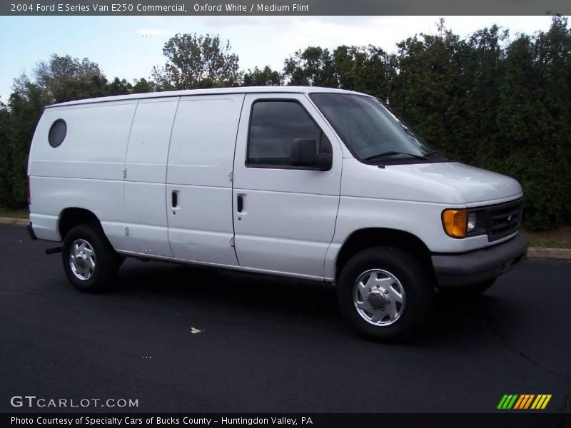 Oxford White / Medium Flint 2004 Ford E Series Van E250 Commercial