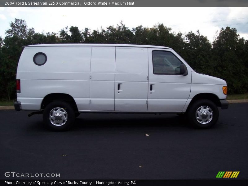 Oxford White / Medium Flint 2004 Ford E Series Van E250 Commercial