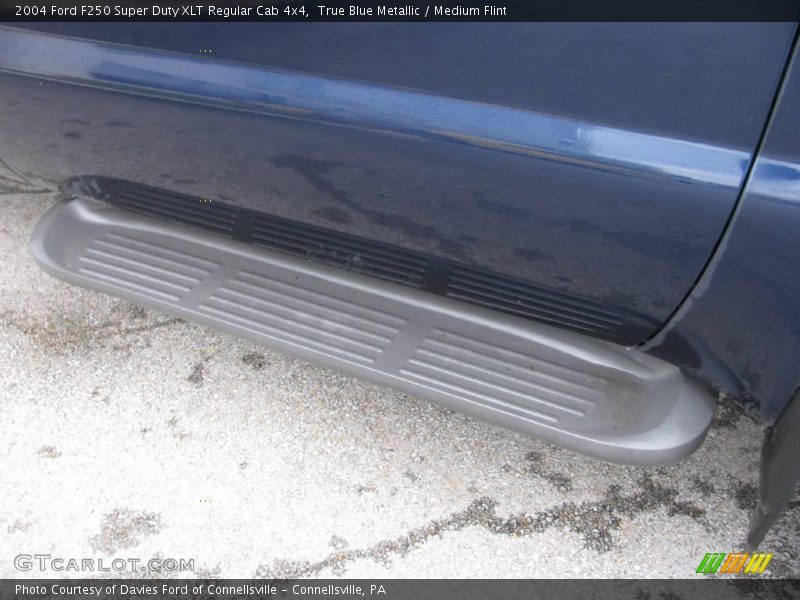 True Blue Metallic / Medium Flint 2004 Ford F250 Super Duty XLT Regular Cab 4x4