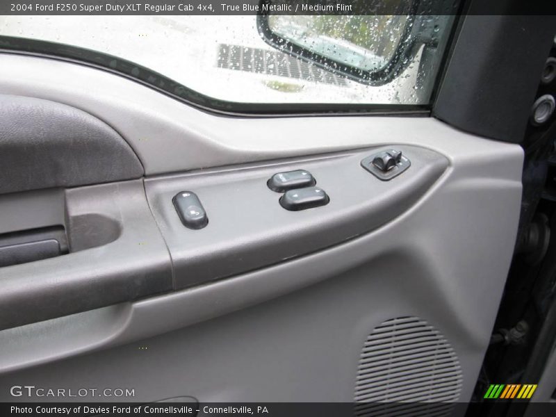 True Blue Metallic / Medium Flint 2004 Ford F250 Super Duty XLT Regular Cab 4x4