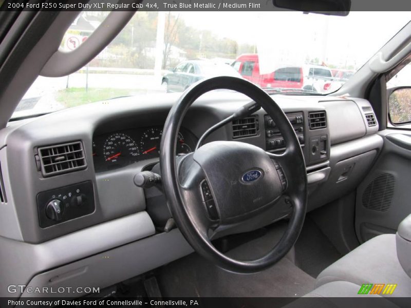 True Blue Metallic / Medium Flint 2004 Ford F250 Super Duty XLT Regular Cab 4x4