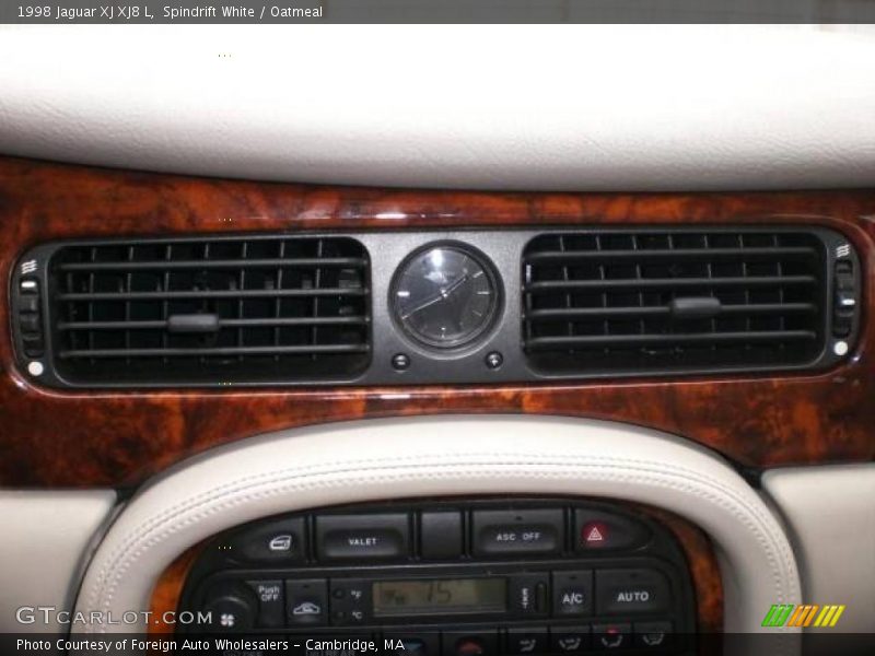 Spindrift White / Oatmeal 1998 Jaguar XJ XJ8 L