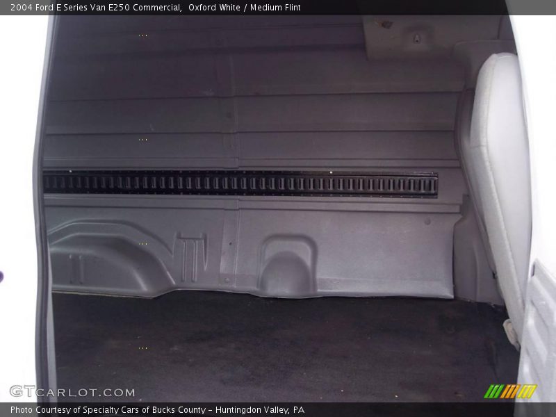 Oxford White / Medium Flint 2004 Ford E Series Van E250 Commercial