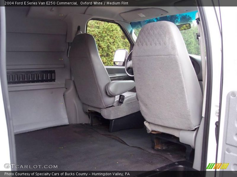 Oxford White / Medium Flint 2004 Ford E Series Van E250 Commercial