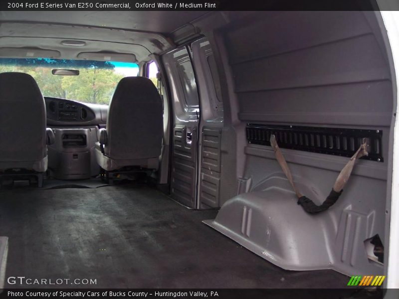 Oxford White / Medium Flint 2004 Ford E Series Van E250 Commercial