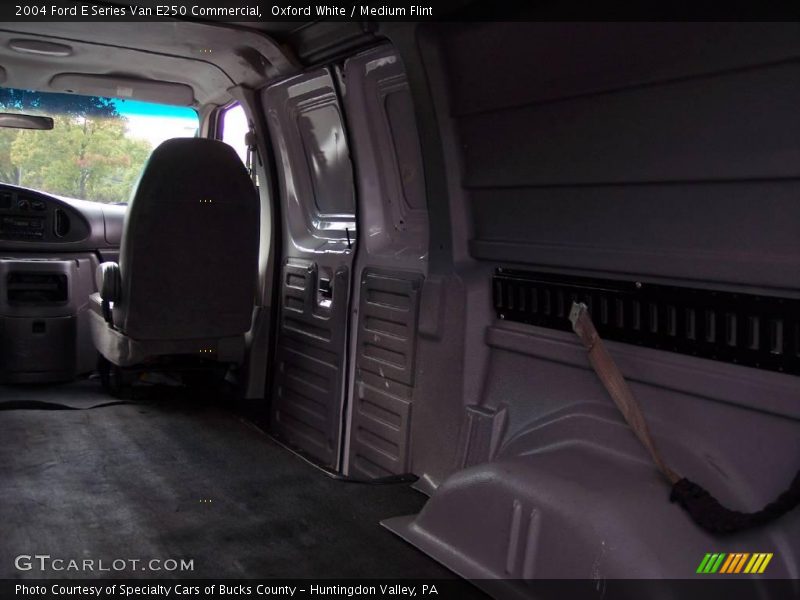 Oxford White / Medium Flint 2004 Ford E Series Van E250 Commercial