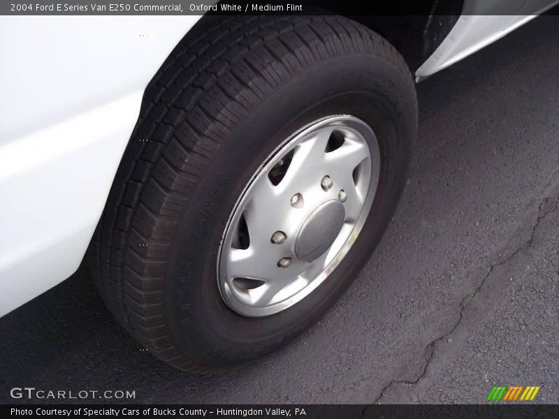 Oxford White / Medium Flint 2004 Ford E Series Van E250 Commercial