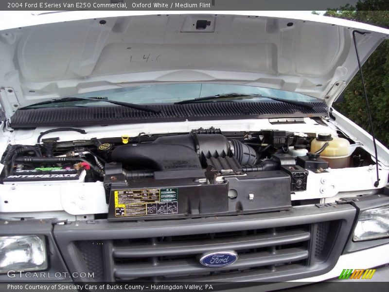 Oxford White / Medium Flint 2004 Ford E Series Van E250 Commercial