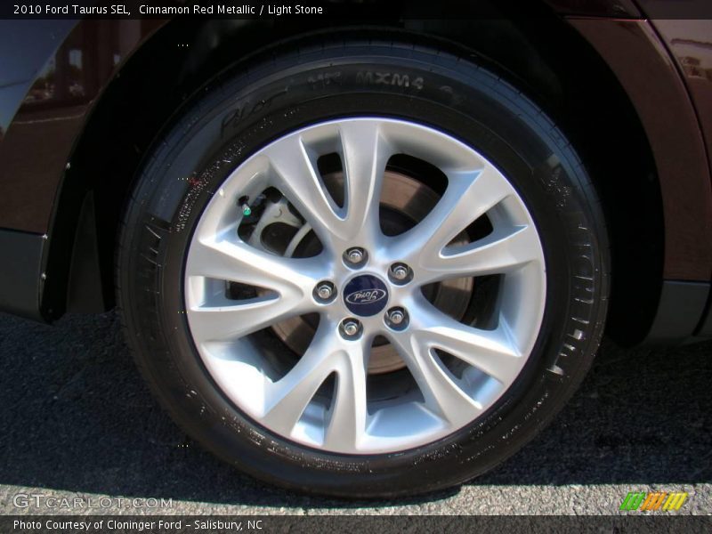  2010 Taurus SEL Wheel