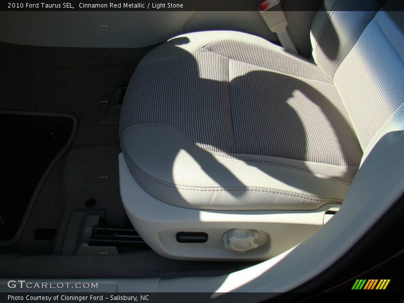 Cinnamon Red Metallic / Light Stone 2010 Ford Taurus SEL
