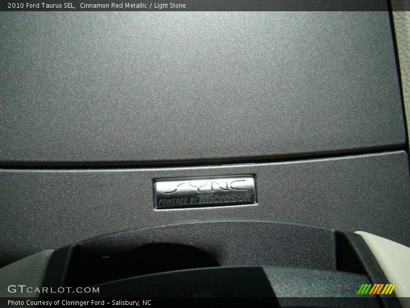 Cinnamon Red Metallic / Light Stone 2010 Ford Taurus SEL
