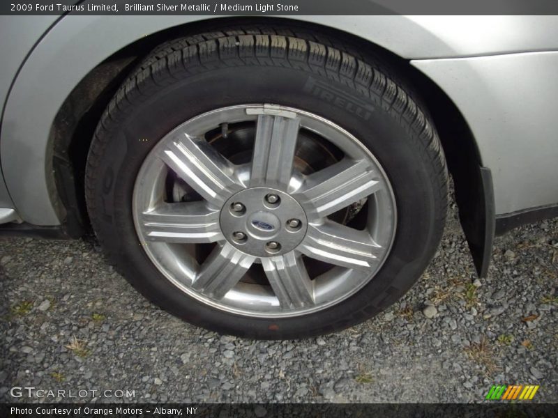 Brilliant Silver Metallic / Medium Light Stone 2009 Ford Taurus Limited