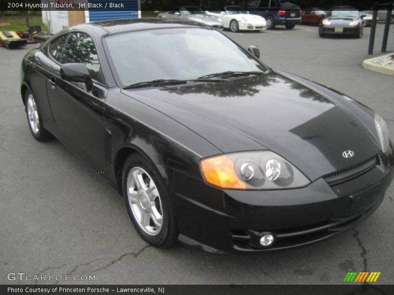 Jet Black / Black 2004 Hyundai Tiburon