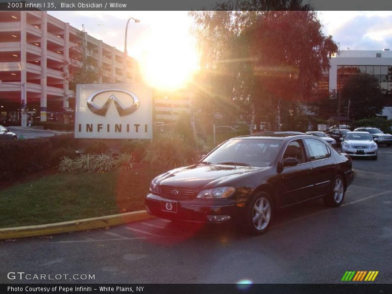 Black Obsidian / Willow 2003 Infiniti I 35