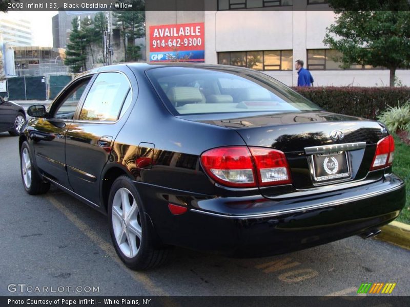 Black Obsidian / Willow 2003 Infiniti I 35