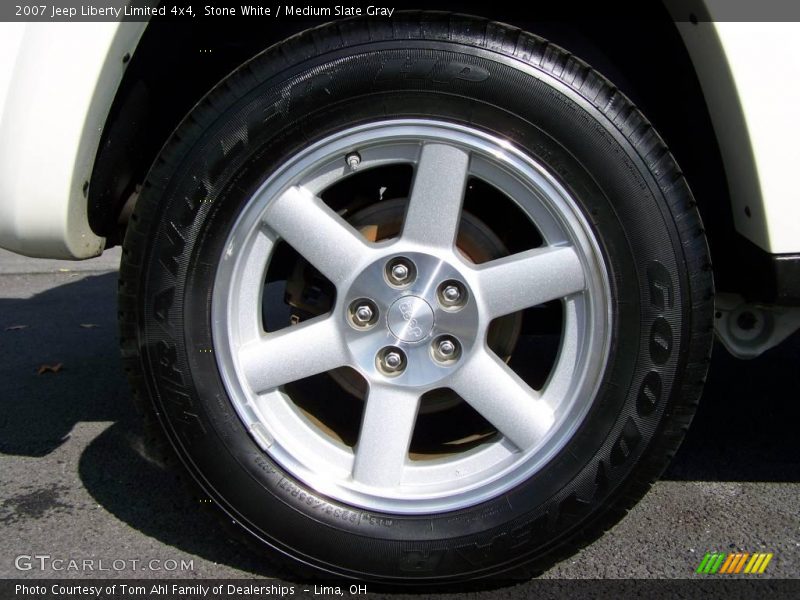 Stone White / Medium Slate Gray 2007 Jeep Liberty Limited 4x4