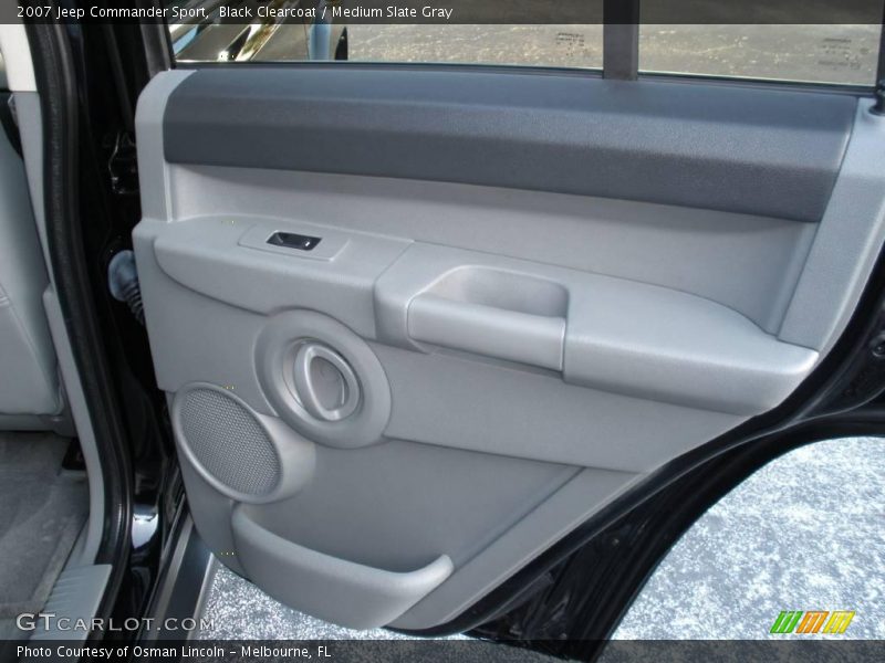 Black Clearcoat / Medium Slate Gray 2007 Jeep Commander Sport
