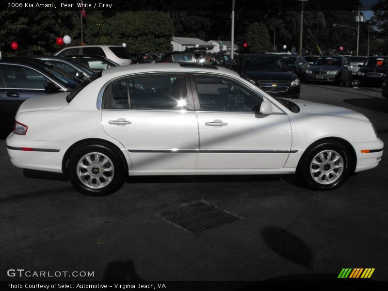 Pearl White / Gray 2006 Kia Amanti