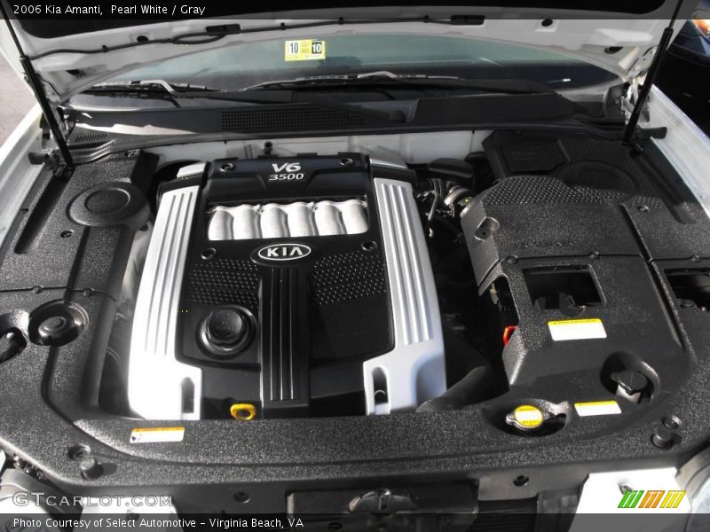 Pearl White / Gray 2006 Kia Amanti