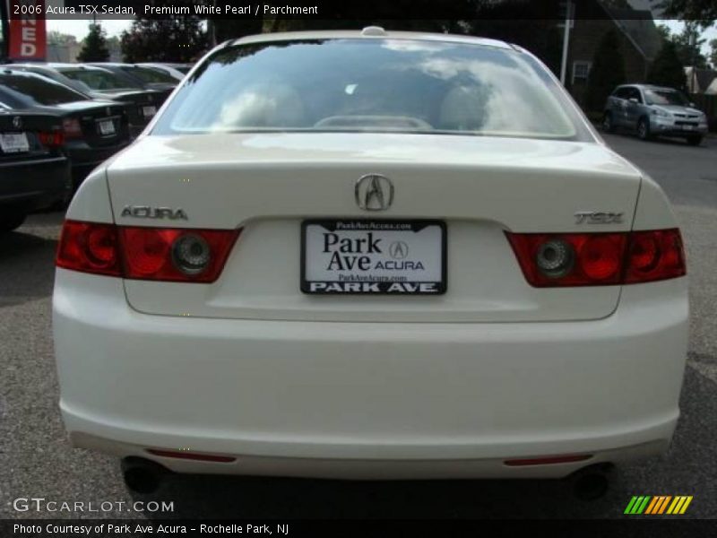 Premium White Pearl / Parchment 2006 Acura TSX Sedan