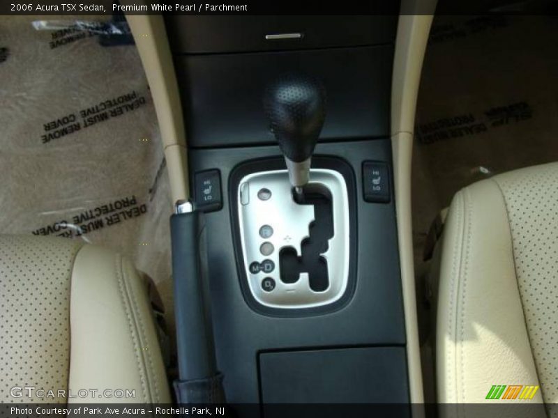 Premium White Pearl / Parchment 2006 Acura TSX Sedan