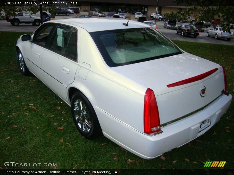 White Lightning / Shale 2006 Cadillac DTS