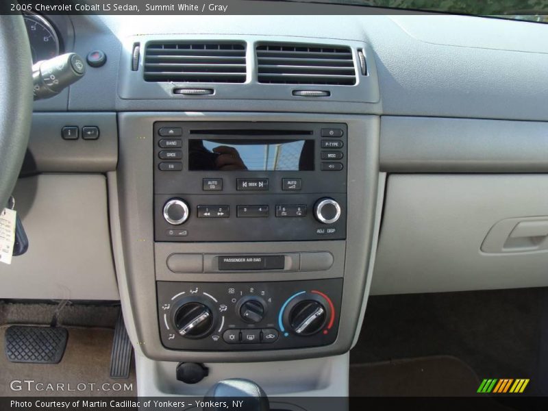 Summit White / Gray 2006 Chevrolet Cobalt LS Sedan