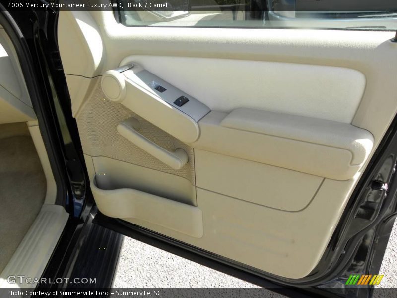 Black / Camel 2006 Mercury Mountaineer Luxury AWD