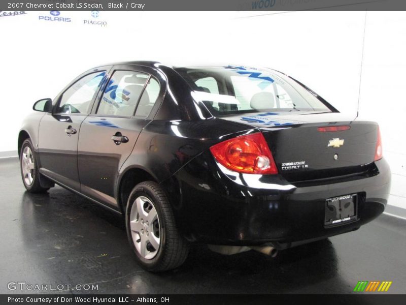 Black / Gray 2007 Chevrolet Cobalt LS Sedan