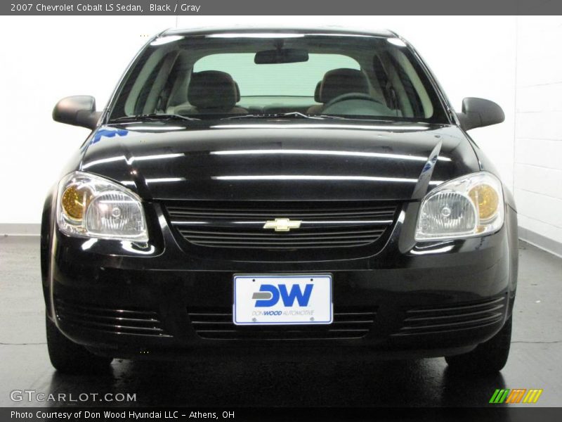 Black / Gray 2007 Chevrolet Cobalt LS Sedan