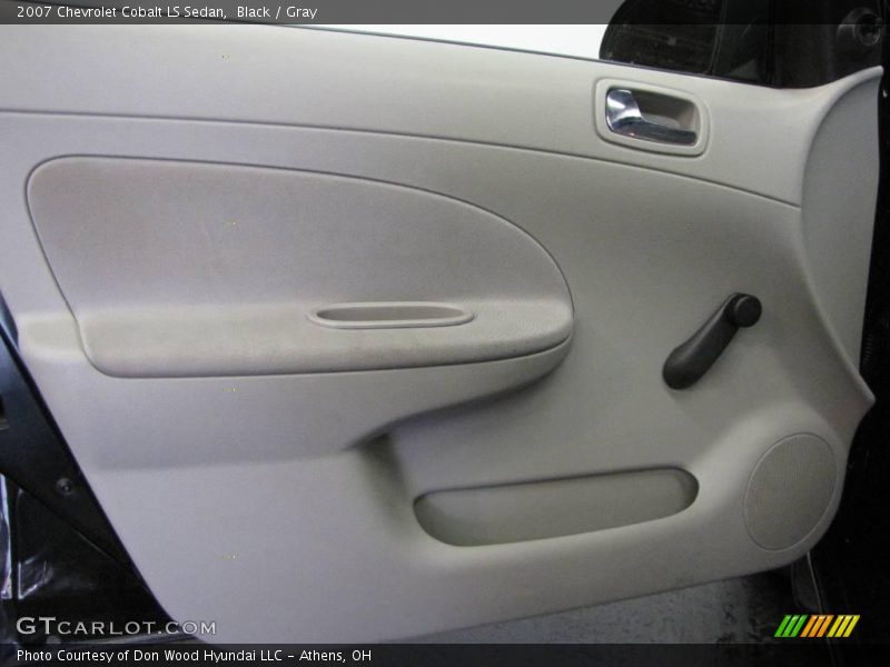 Black / Gray 2007 Chevrolet Cobalt LS Sedan