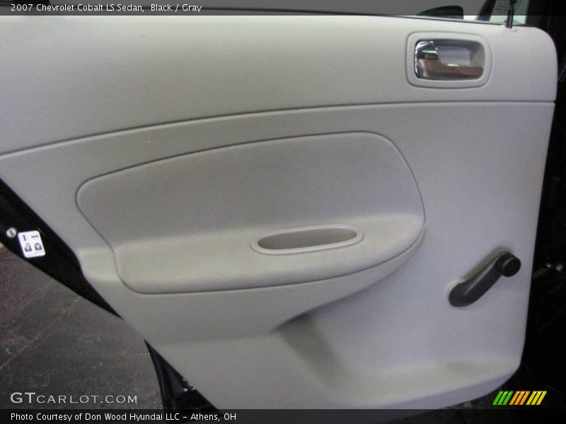 Black / Gray 2007 Chevrolet Cobalt LS Sedan