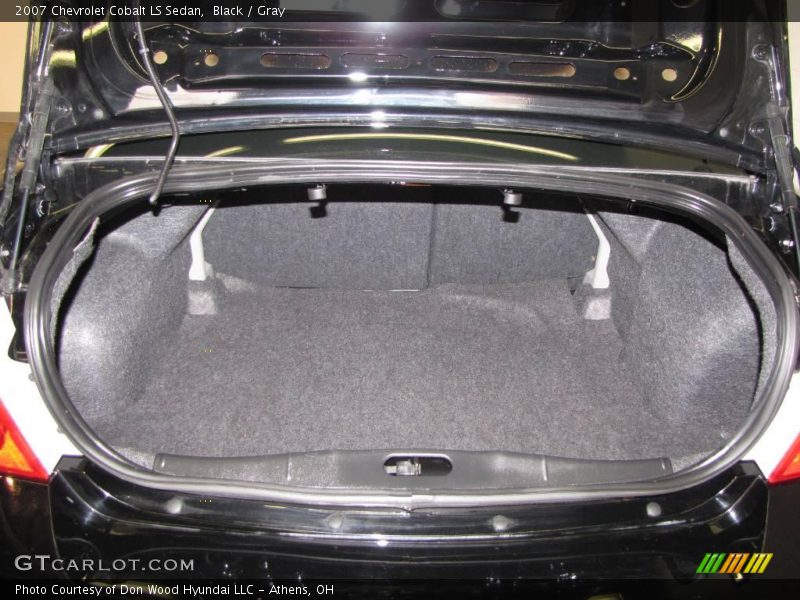 Black / Gray 2007 Chevrolet Cobalt LS Sedan