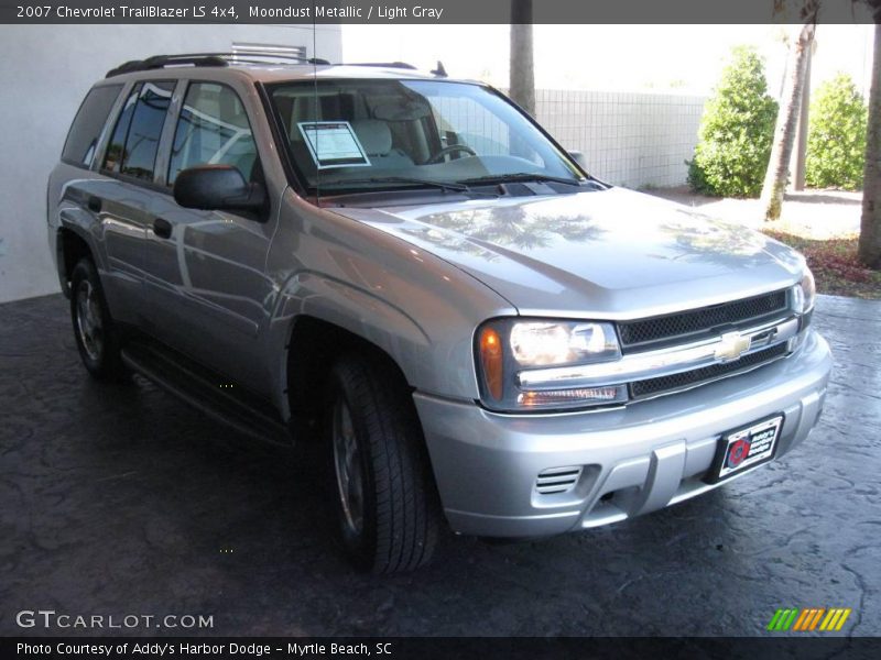 Moondust Metallic / Light Gray 2007 Chevrolet TrailBlazer LS 4x4