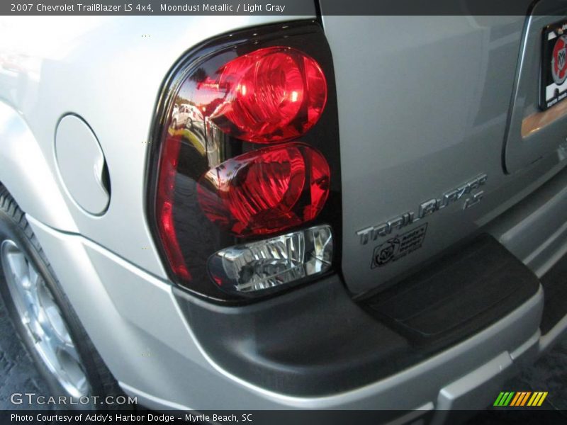 Moondust Metallic / Light Gray 2007 Chevrolet TrailBlazer LS 4x4
