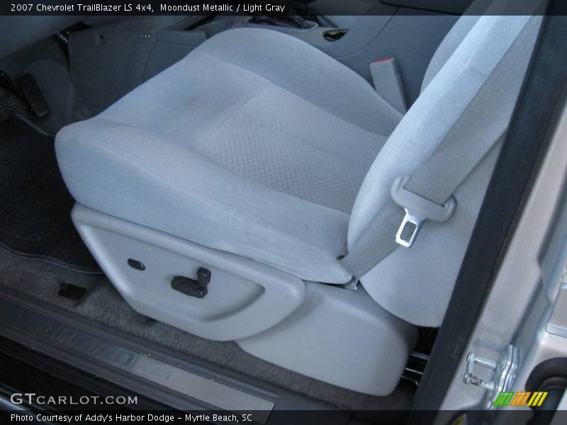 Moondust Metallic / Light Gray 2007 Chevrolet TrailBlazer LS 4x4