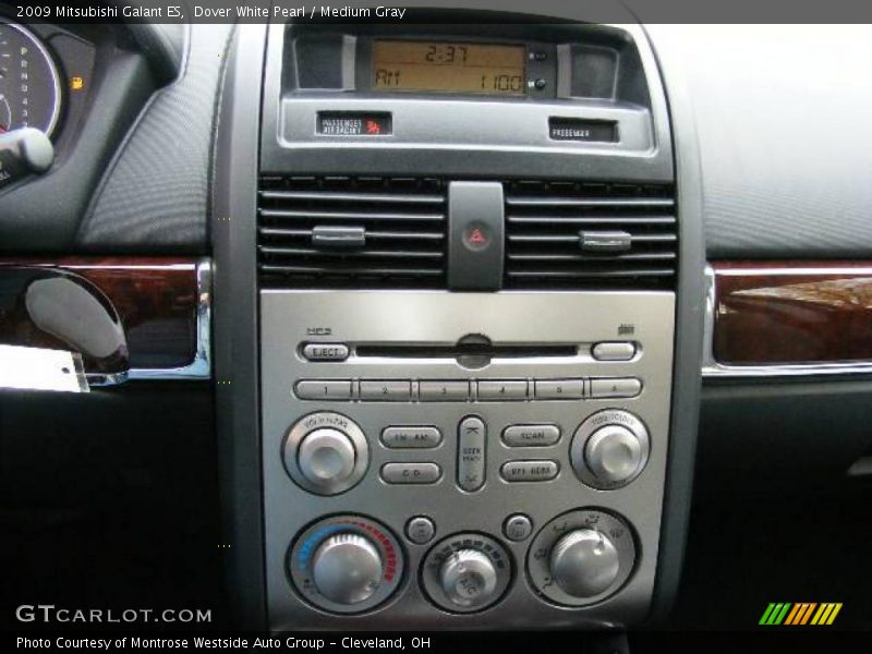 Dover White Pearl / Medium Gray 2009 Mitsubishi Galant ES