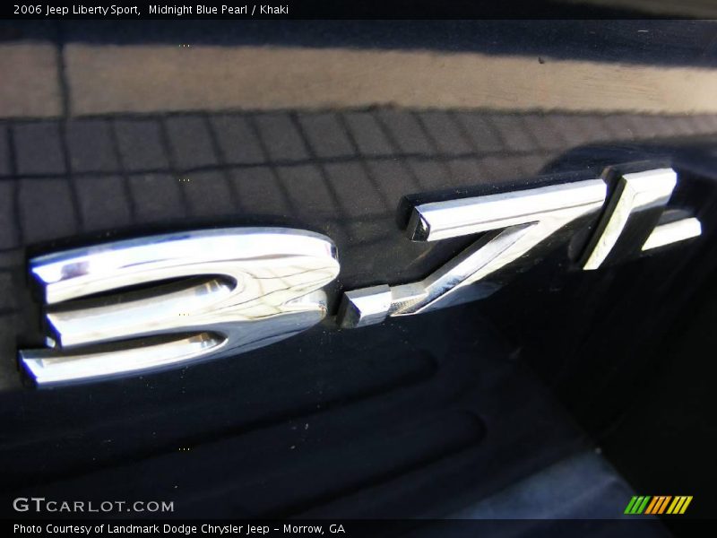 Midnight Blue Pearl / Khaki 2006 Jeep Liberty Sport