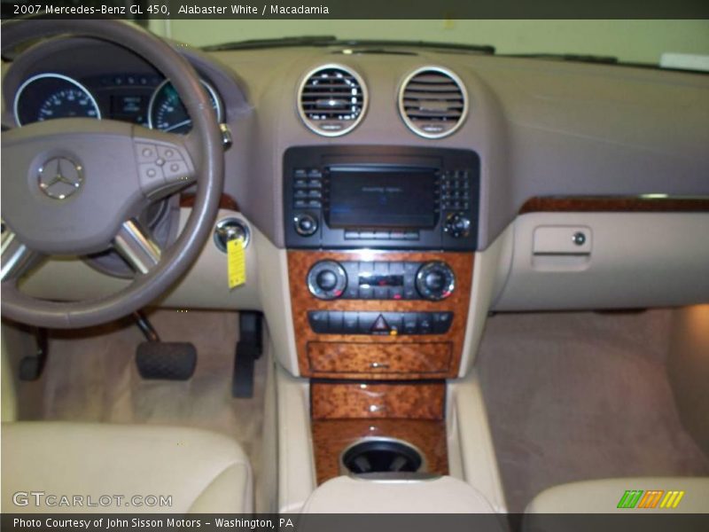 Alabaster White / Macadamia 2007 Mercedes-Benz GL 450