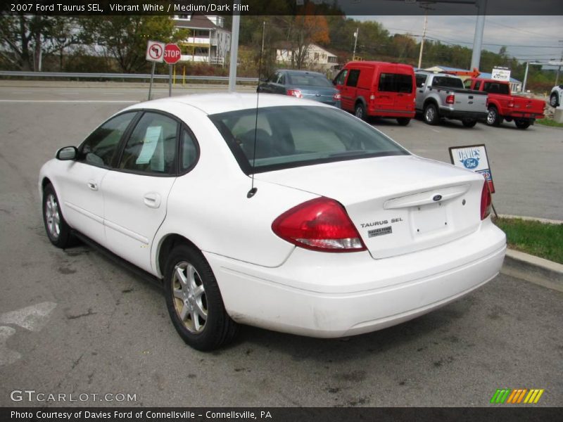 Vibrant White / Medium/Dark Flint 2007 Ford Taurus SEL