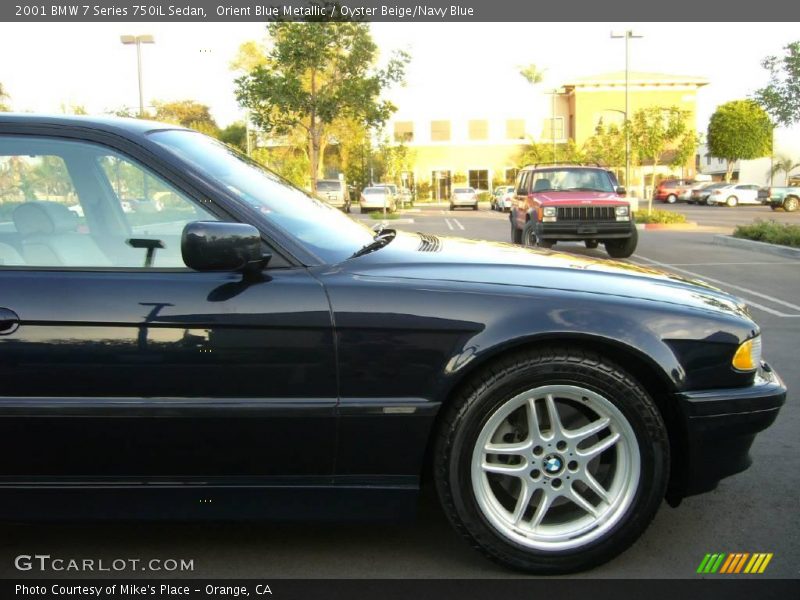 Orient Blue Metallic / Oyster Beige/Navy Blue 2001 BMW 7 Series 750iL Sedan