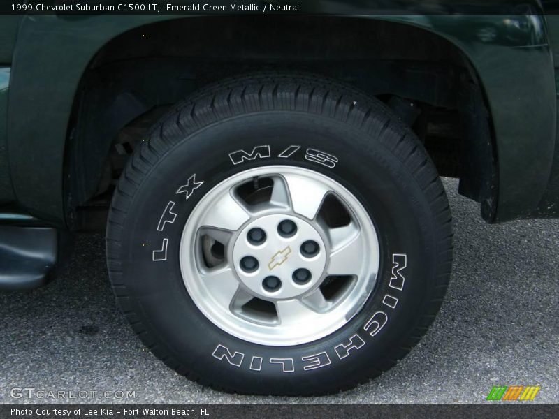 Emerald Green Metallic / Neutral 1999 Chevrolet Suburban C1500 LT
