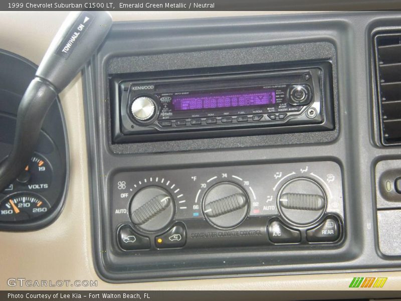 Emerald Green Metallic / Neutral 1999 Chevrolet Suburban C1500 LT