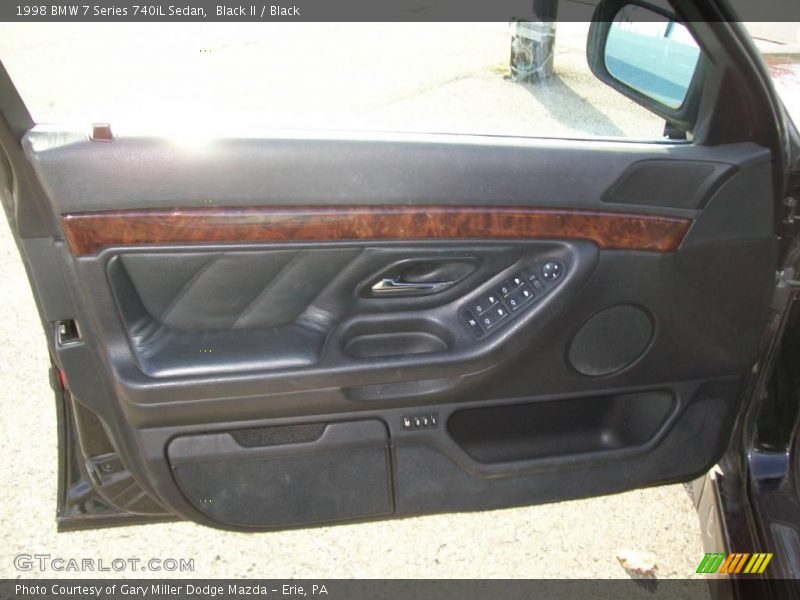 Black II / Black 1998 BMW 7 Series 740iL Sedan